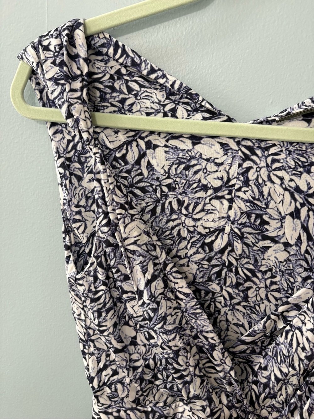 Elie Tahari Navy & White Floral Wrap Dress - Picture 3 of 8
